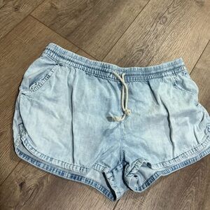 Aerie Jean drawstring elastic waist shorts sz M. 2.5” inseam.